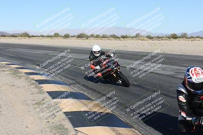 media/Dec-01-2025-Moto Forza (Mon) [[2daa91e15f]]/2-Intermediate Group/Session 4 (Turn 10 Inside)/